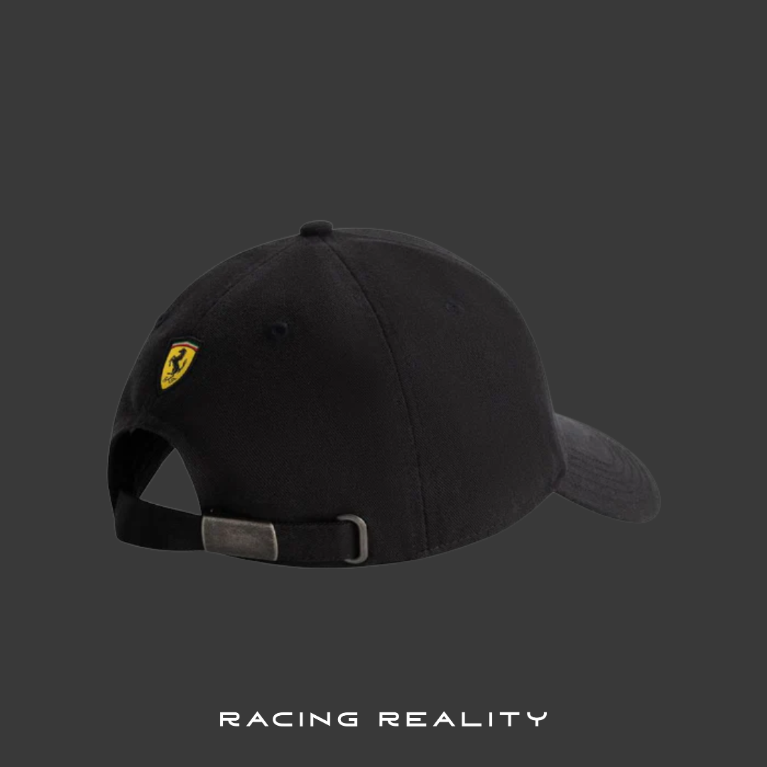 Gorra Gráfica Carro Ferrari